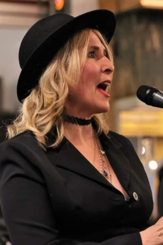 Angela Buschmeier